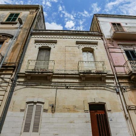 Palazzo Candido Suites & Apartments - Sit Apartment Lecce Exterior photo
